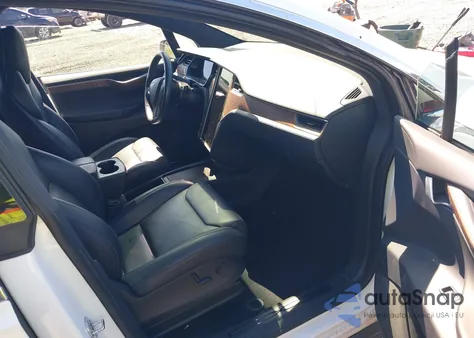2019 Tesla Model X 100D/75D/Long Range из США, поврежденный, VIN 5YJXCBE23KF151544